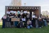 Studující se připojili k výzvě Média nedáme!